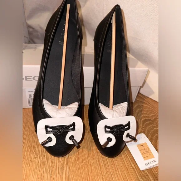 Leather Charlene Confort Flats - Picture 5 of 6